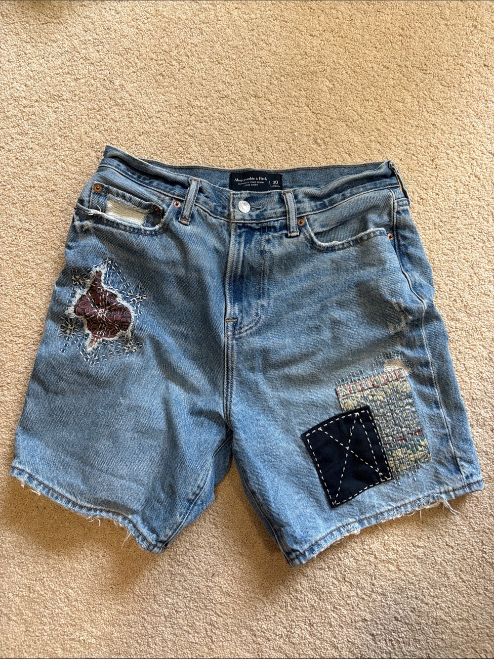 Abercrombie & Fitch Light authentic rigid denim loose short Patchwork 30